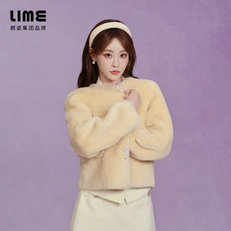 LIME/莱茵祝绪丹同款气质绵羊毛羊剪绒短大衣浅黄色LDGDOATHC801