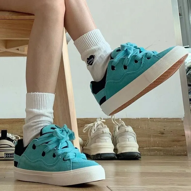 SANFU/三福2025厚底面包鞋湖水蓝白翻毛皮复古百搭低帮女鞋滑板鞋