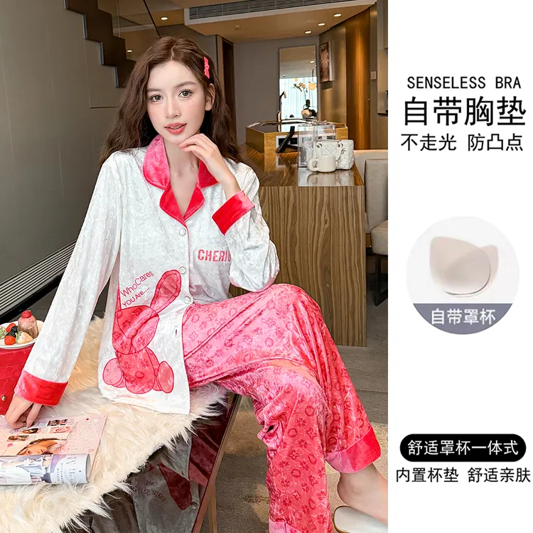 带胸垫2025年新款金丝绒睡衣女春秋季长袖可爱卡通秋冬家居服套装