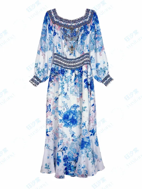 2026春夏轻奢波西米亚度假风桑蚕丝长款连衣裙一字领方领打缆收腰