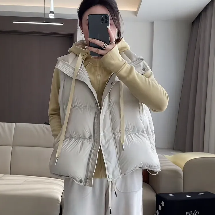 高级感白鸭绒时尚马甲外套女2025秋冬季休闲显瘦保暖背心外穿上衣
