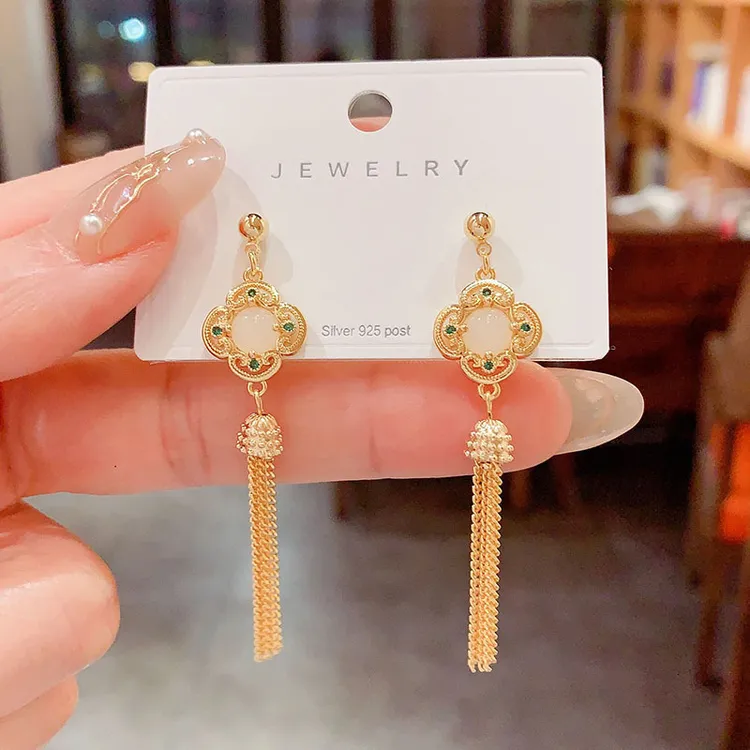 铜合金无非金属耳饰 新中式复古长款中国结流苏耳环女轻奢小众高