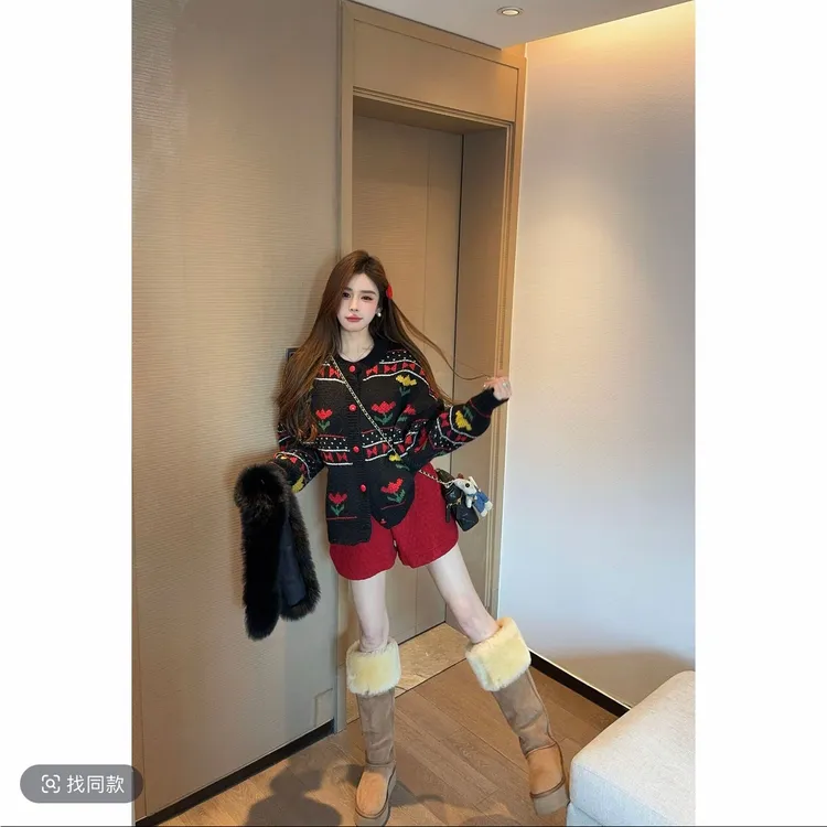 套装女装冬装一整套复古气质撞色针织开衫夹棉菱形格短裤两件套女