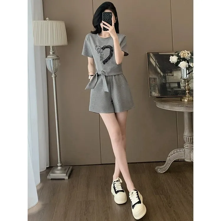 灰色休闲套装女2025夏季新款洋气质减龄显瘦印花短袖短裤两件套装