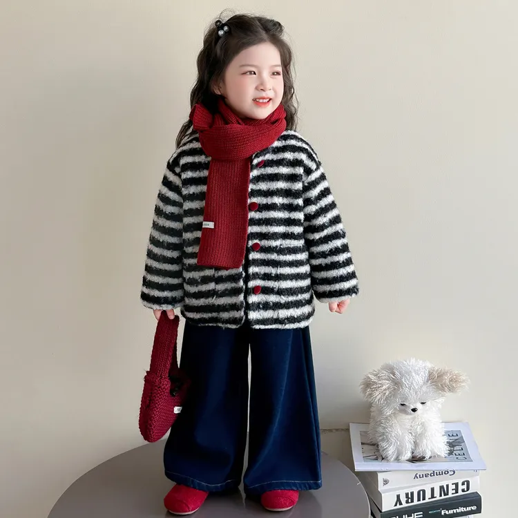 女童条纹毛毛衣儿童秋冬装爆款韩版加厚洋气女宝宝冬季保暖外套潮