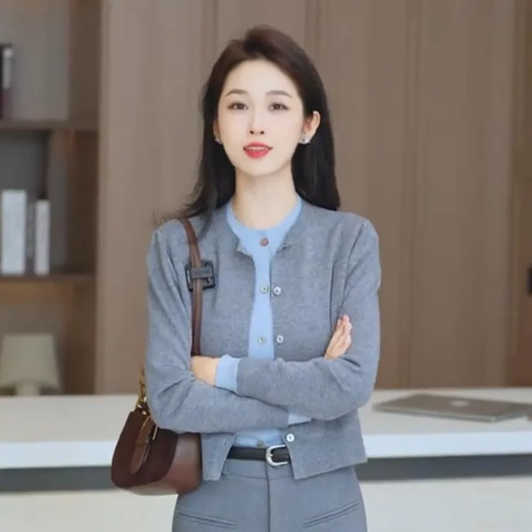 韩系chic高级感假两件灰色针织衫女春秋季2025新款小个子开衫外套