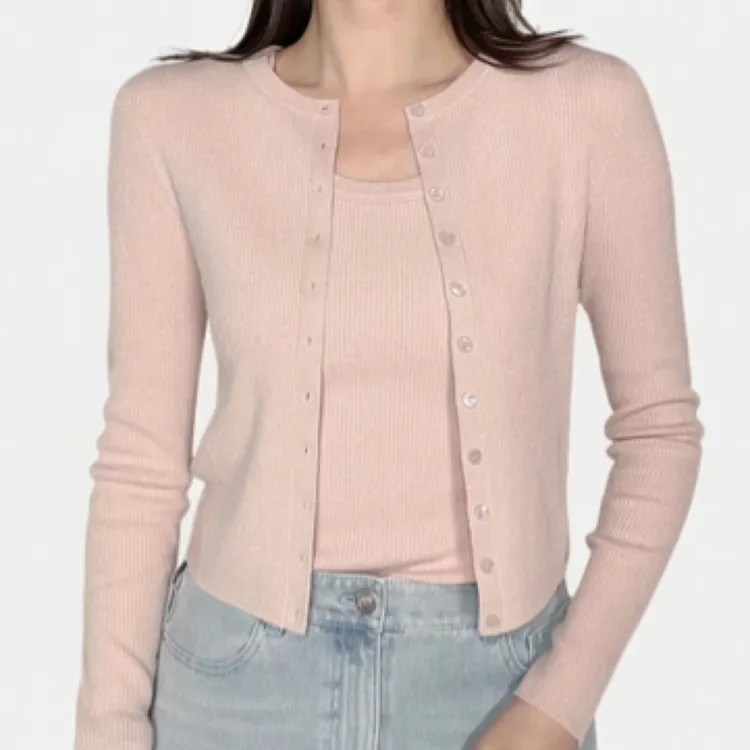 AMASS/阿玛施早春时尚质感简约领羊毛保暖针织衫女548037