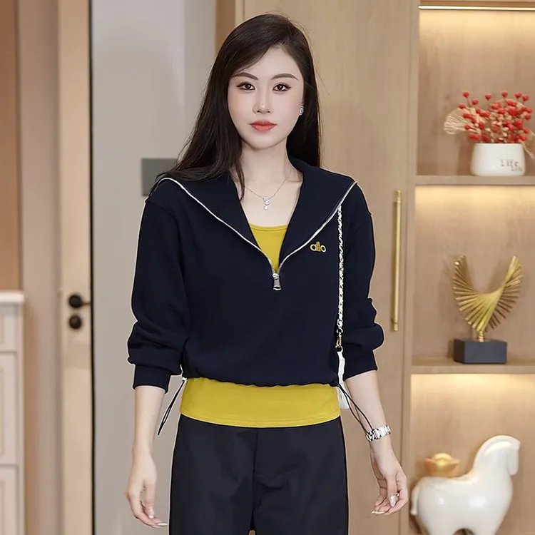 秋装新款时尚休闲显瘦百搭洋气卫衣女设计感海军领上衣背心两件套