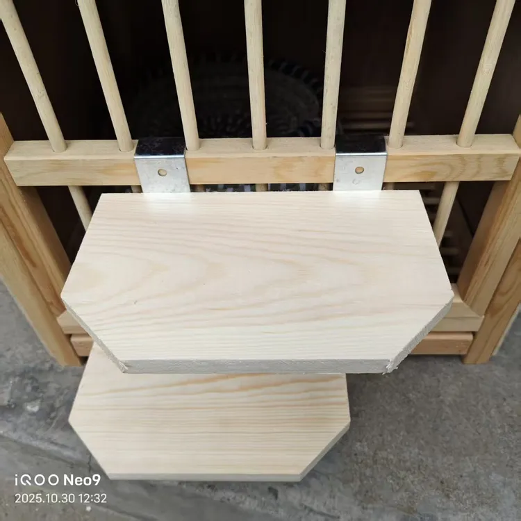 鸽孑巢箱上挂的松木竹木挂钩站架