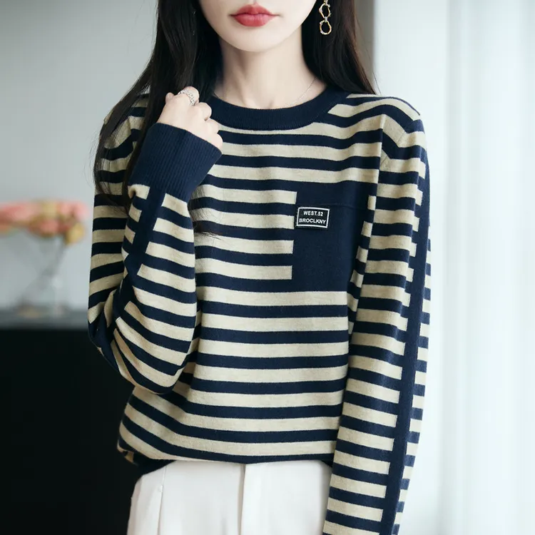 秋冬新款~爆款条纹圆领精纺加厚针织衫女大码减龄毛衣