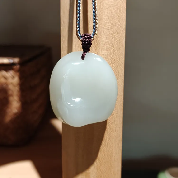 【悟道】新疆和田玉高青白油膏细料随形挂件