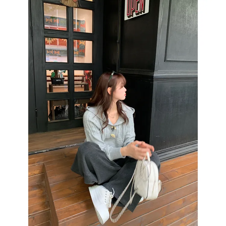 切糕自制【冬月映雪】小个子女秋冬设计感百搭减龄显瘦厚款连帽毛衣