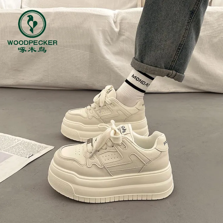 啄木鸟爆款厚底松糕小白鞋女增高小众板鞋2025新款春秋休闲运动鞋