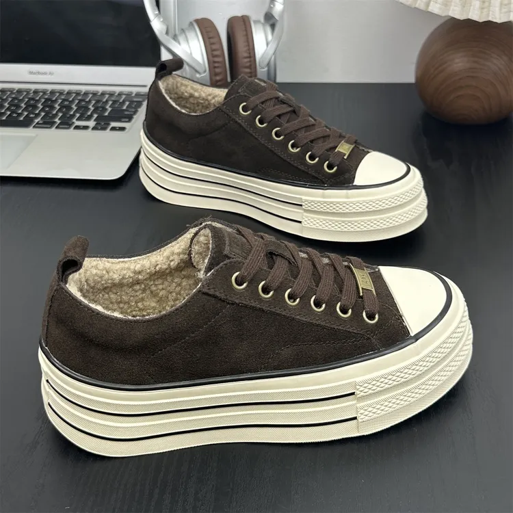 厚底防滑系带板鞋女2025冬季新款加绒保暖圆头百搭运动休闲鞋