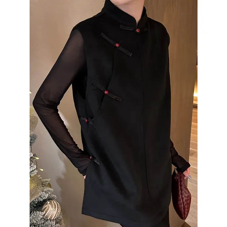 AME  秀外国风马甲  羊毛新中式开叉立领斜襟红扣马甲ZD10SZHJ294