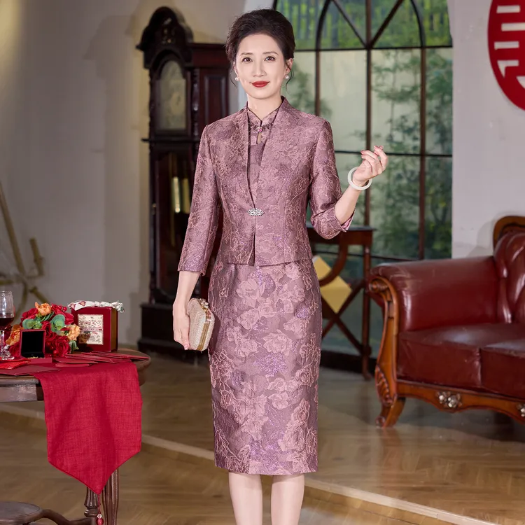 喜婆婆婚宴装平时可穿套装2025新款年轻款妈妈结婚礼服两件套旗袍