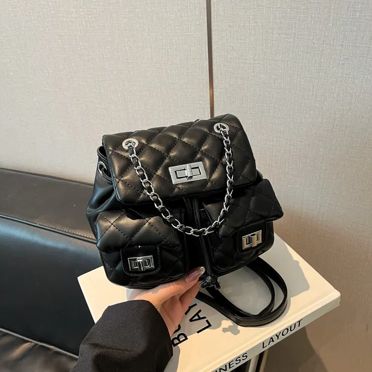 2025夏季新款洋气质感简约小众设计小背包时尚潮流女士个性双肩包