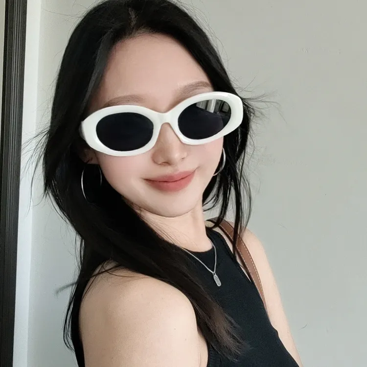 新款欧美白色框椭圆形墨镜女时尚百搭防晒防紫外线粗边框太阳镜