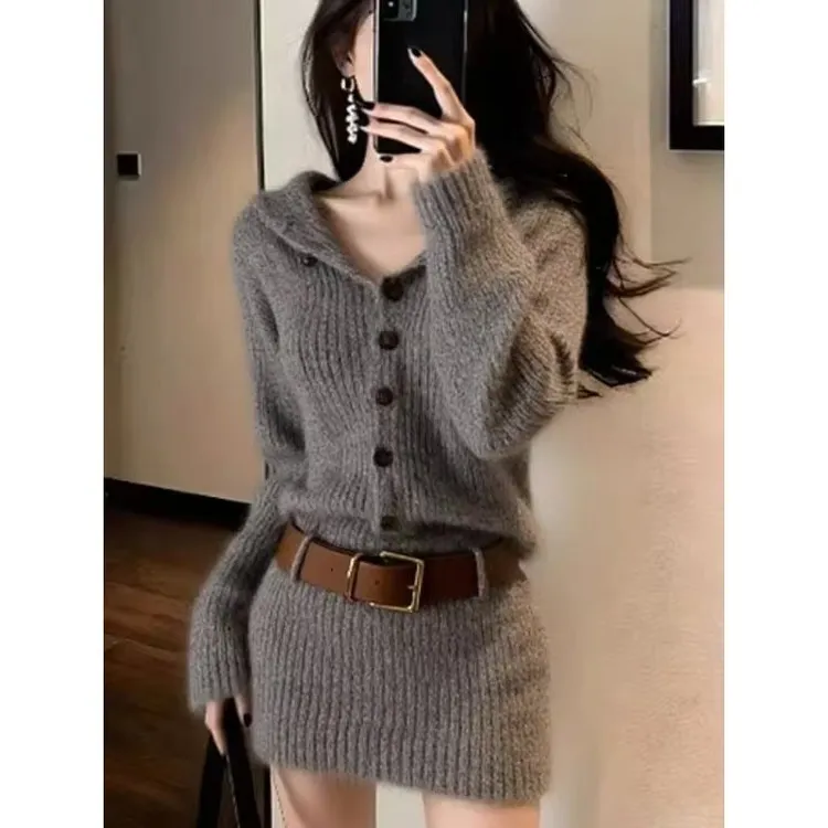 慵懒法式针织衫连衣裙女2025新款显瘦高级毛衣包臀短裙