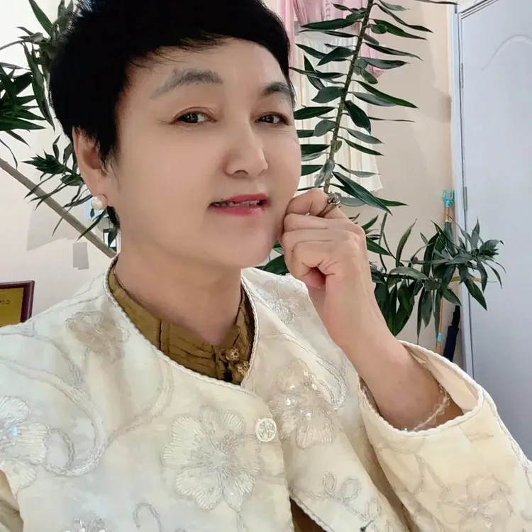 妱茗秋季新品小香风外套单排扣提花上市简约时尚知性优雅
