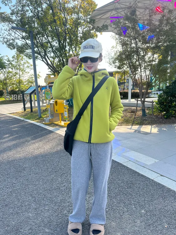 一件过冬！升级版加绒加厚羊羔绒连帽开衫外套冬季女款卫衣爆款