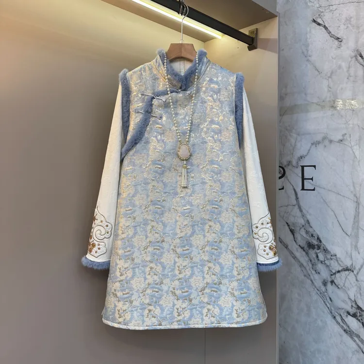 2025气质大码新中式设计感洋气提花精致显瘦内搭+马甲裙套装8862