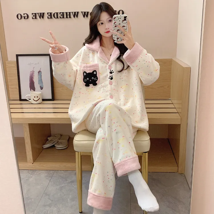 冬季法兰绒睡衣女长袖长裤韩版ins风卡通冬季保暖女士家居服套装