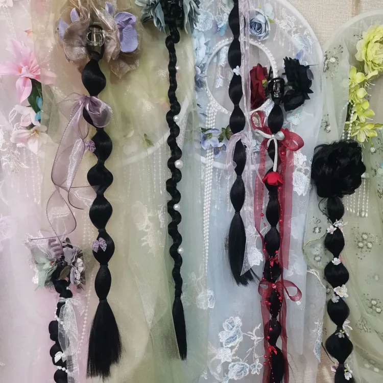 沾花泡泡辫直播转拍