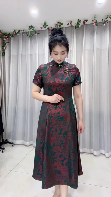 夏季新款遮肉显瘦改良旗袍中老年短袖妈妈装连衣裙