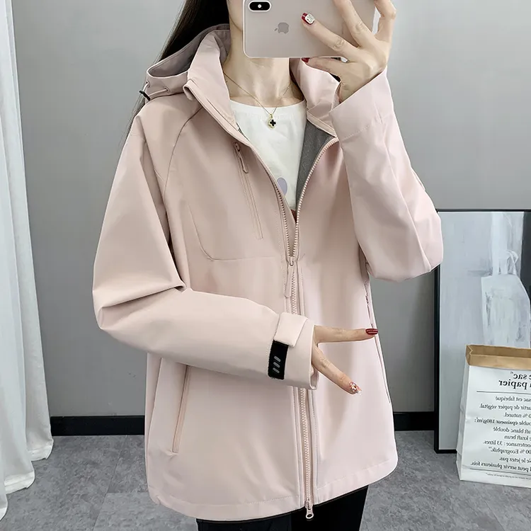新款外套女2025春秋韩版爆款冲锋衣户外运动休闲显瘦洋气防风衣男