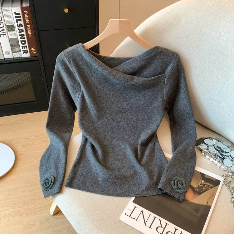灰色荡领长袖针织衫女春秋季2025新款立体花朵不规则收腰短款上衣