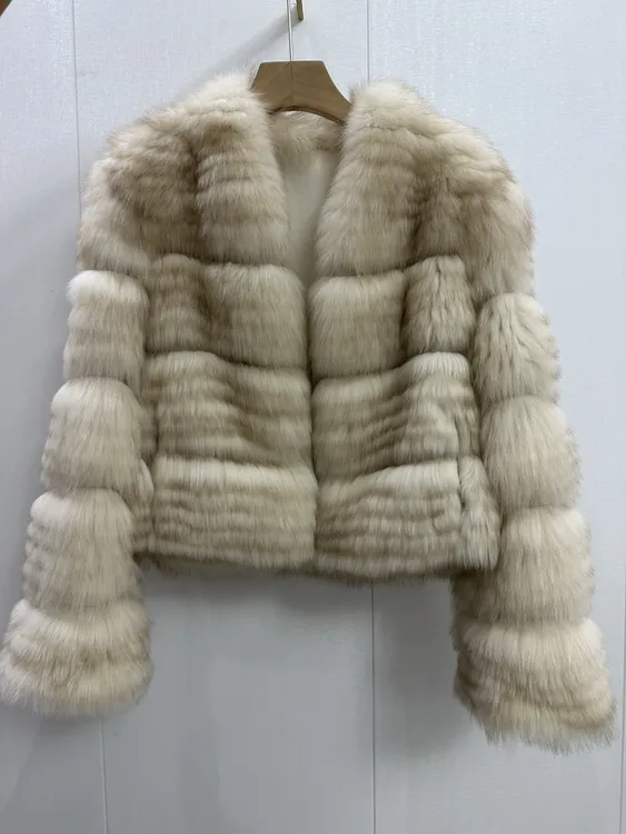  【壹莱】冬季新款狐狸毛短款V领车条外套时尚气质显白百搭