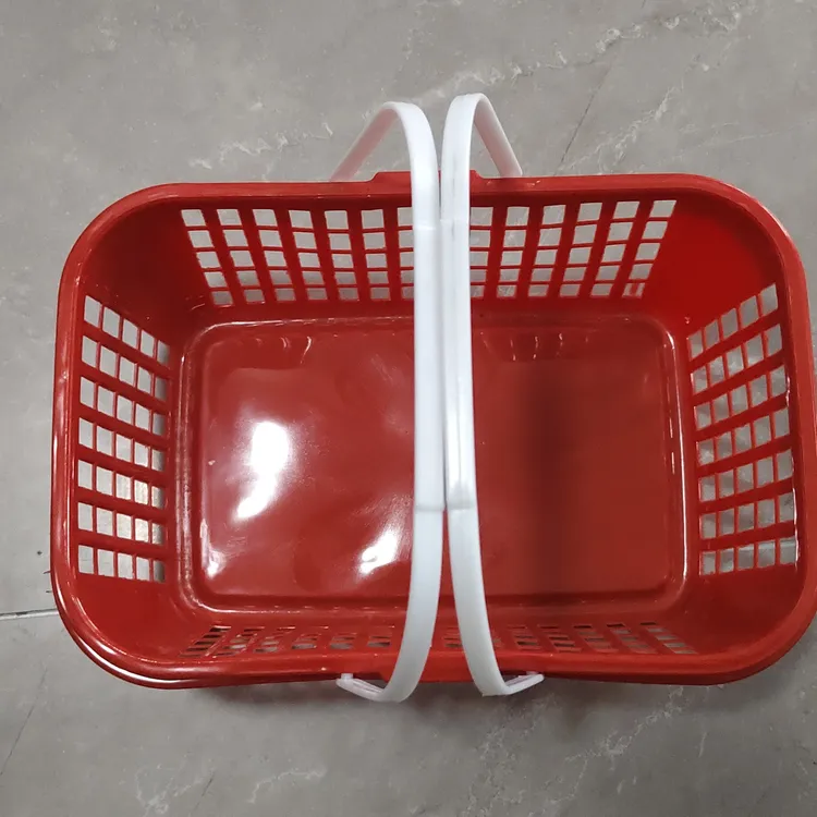 草莓蓝子水果蓝子二斤装家用塑料篮子23×15.5×8.5cm乘51g