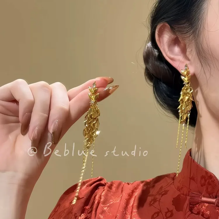 铜合金耳饰 麦穗锆石~金色叶子耳环2025新款高级感晚宴轻奢耳钉