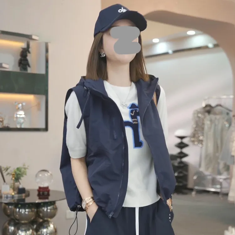 【星野蓝里】欧货时尚运动马甲外套女2025春秋新款连帽百搭开衫上衣