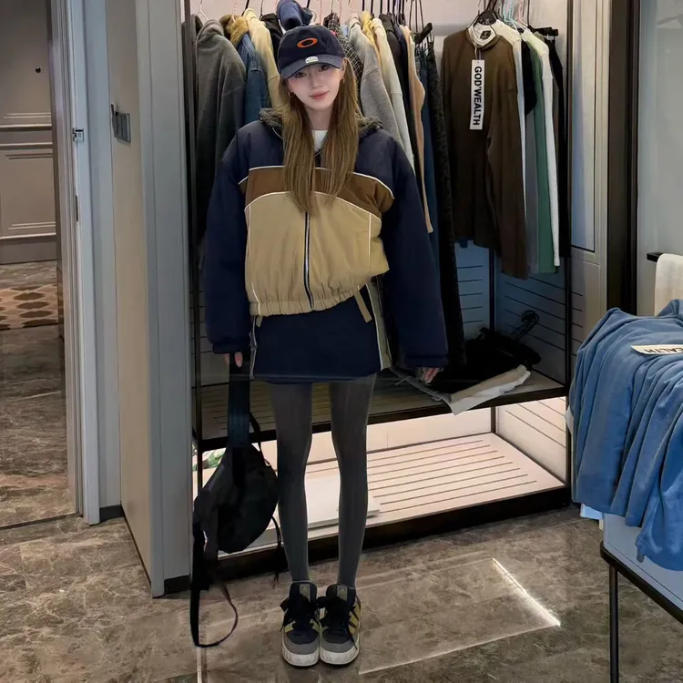 GOD正版财神家2025年冬季新款洋气宽松羊羔毛外套+松紧腰半裙女