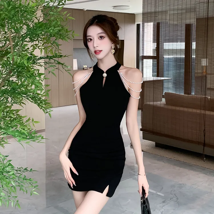 高级感黑色旗袍露肩挂脖连衣裙2025夏装女装国风中式晚礼服短裙子