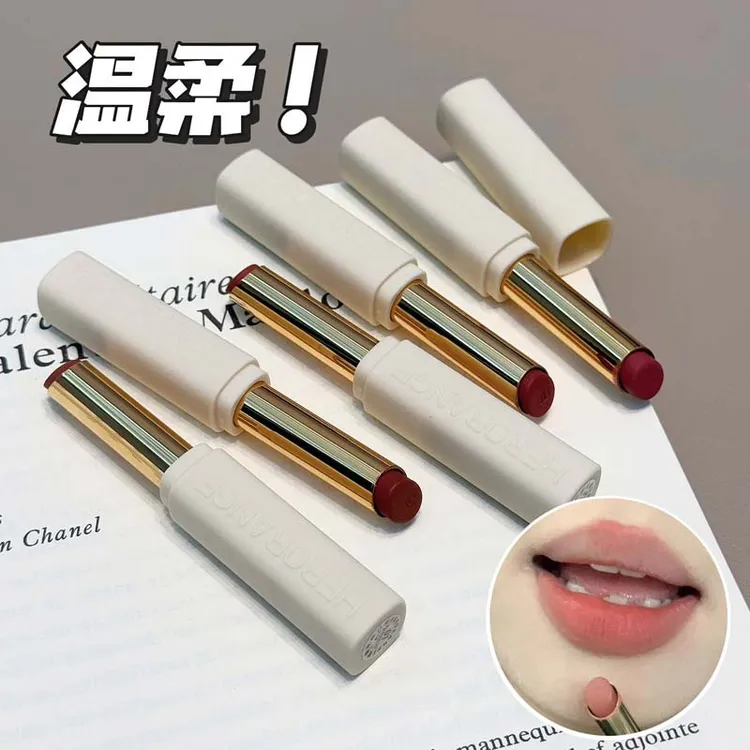 轻雾欲感口红低饱和哑光雾面丝绒不易掉色素颜显白口红