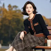 新款2025秋季小香风毛衣女撞色高级感针织开衫外套女