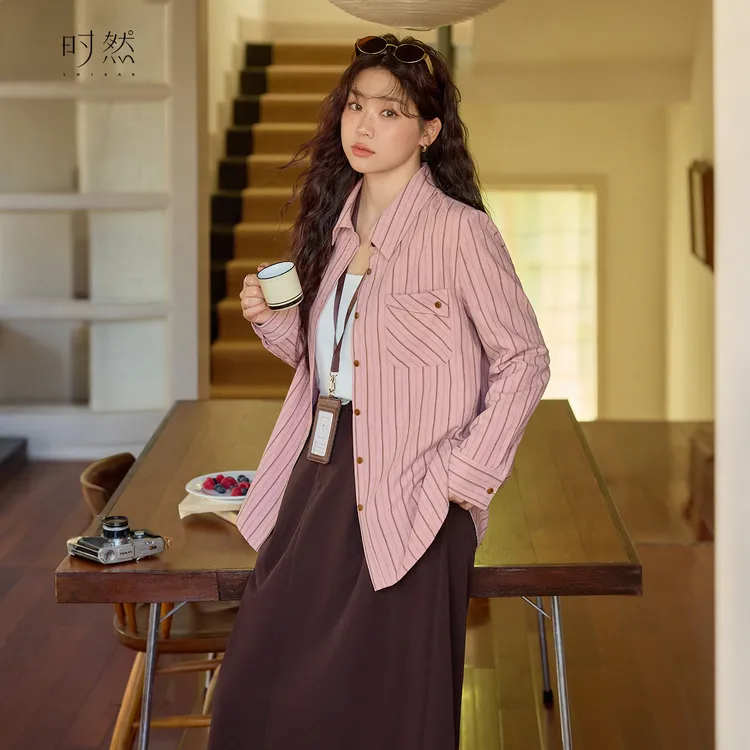 时然【粉叙​​】微胖大码女装韩系松弛感宽松遮肉显瘦粉条纹长袖套装