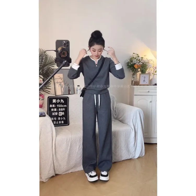 5188休闲风运动套装女2025秋季新款韩版V领宽松卫衣时尚两件套