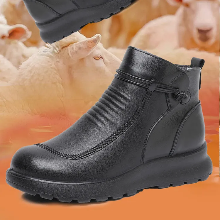 女冬季保暖羊毛防滑短靴妈妈款秋冬款靴子防水加厚软底老年人