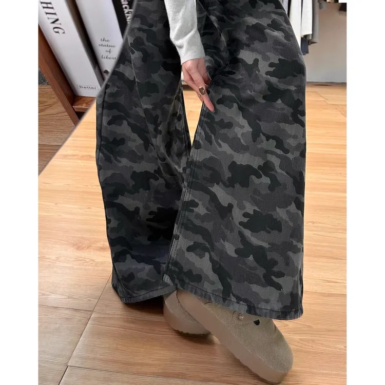 美式迷彩裤子女秋季2025年新款高腰显瘦辣妹风宽松直筒阔腿牛仔裤
