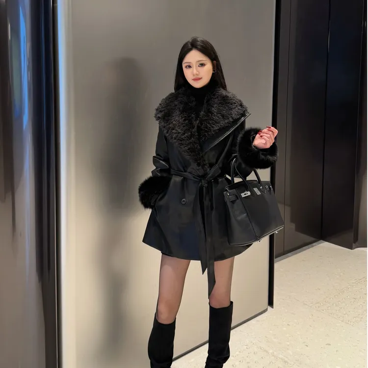 狐狸毛圈袖口蛋白皮衣90羽绒服毛领外套2025冬季加绒加厚宽松大衣