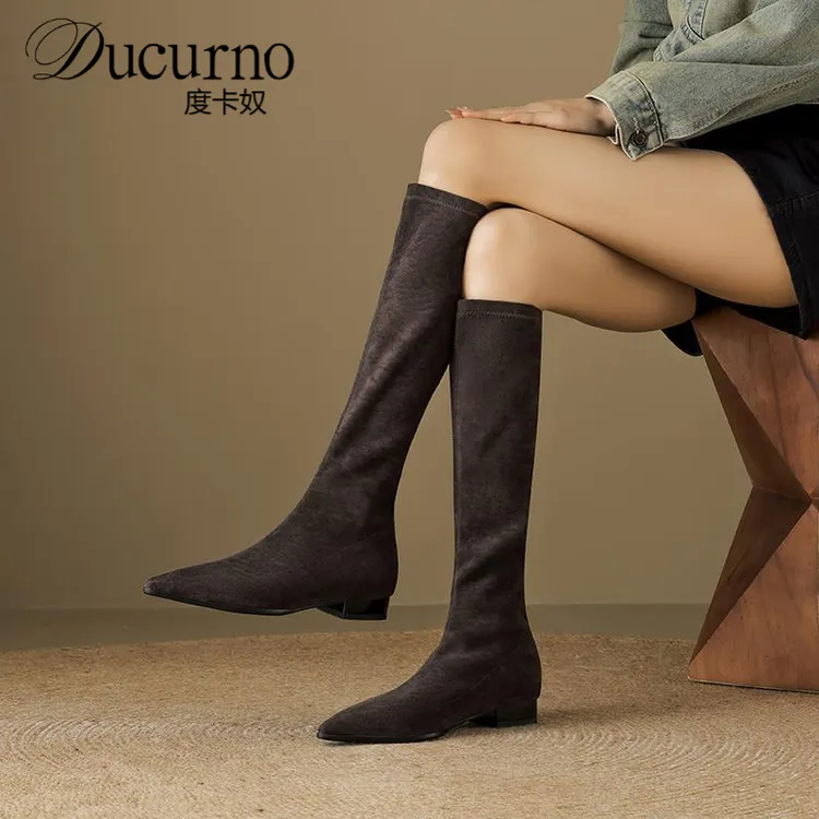 度卡奴不过膝长靴女秋冬2025新款平底长筒靴尖头高筒靴弹力瘦瘦靴