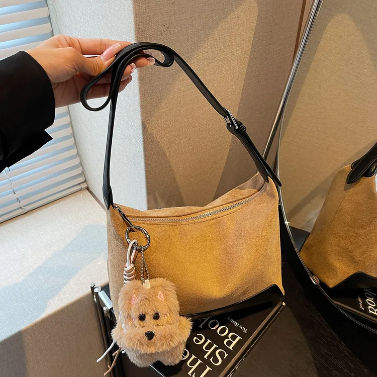 艾米兔 X COOLE女包2025新款小众拼色百搭质感日常通勤单肩斜挎包