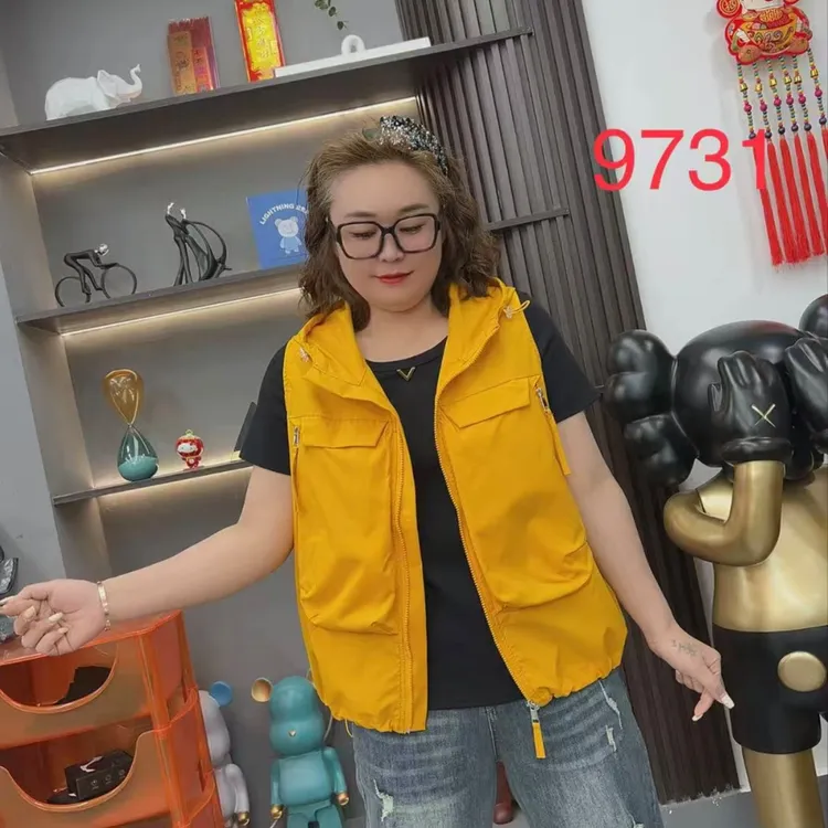 户外马夹秋冬透气纯色潮流连帽薄款上衣百搭短款中长款女士