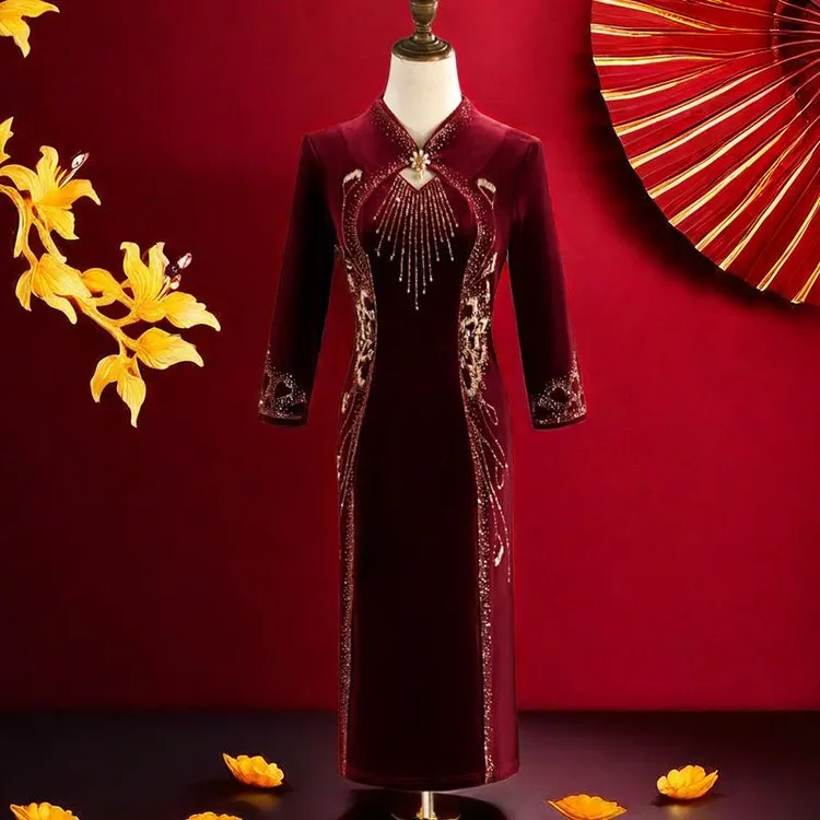 婚宴礼服旗袍高贵洋气结婚婚礼宴会演出连衣裙气质婆婆红色中式