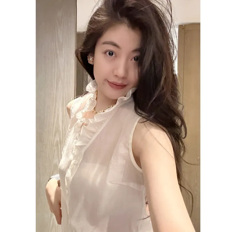 【N·COU】25冬新款【万搭打底】木耳边V领莱赛尔内搭针织衫DY23375