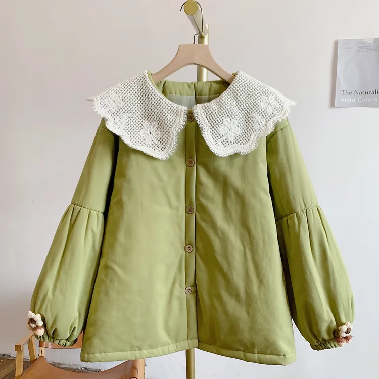 小花匠C5427夹棉小花娃娃领棉衣
